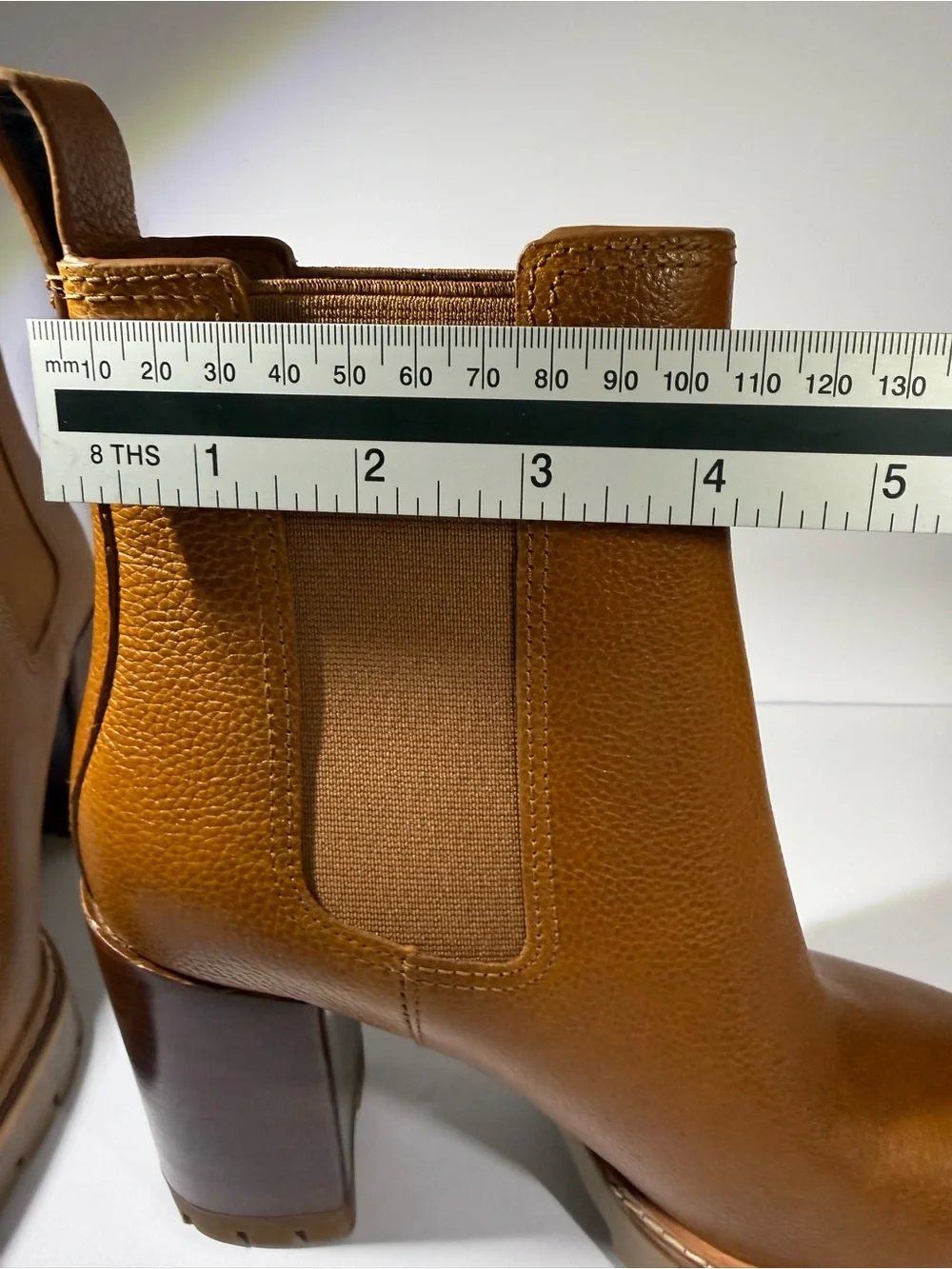 Tory Burch Women’s Chelsea Platform Boot in Cognac Brown size7.5